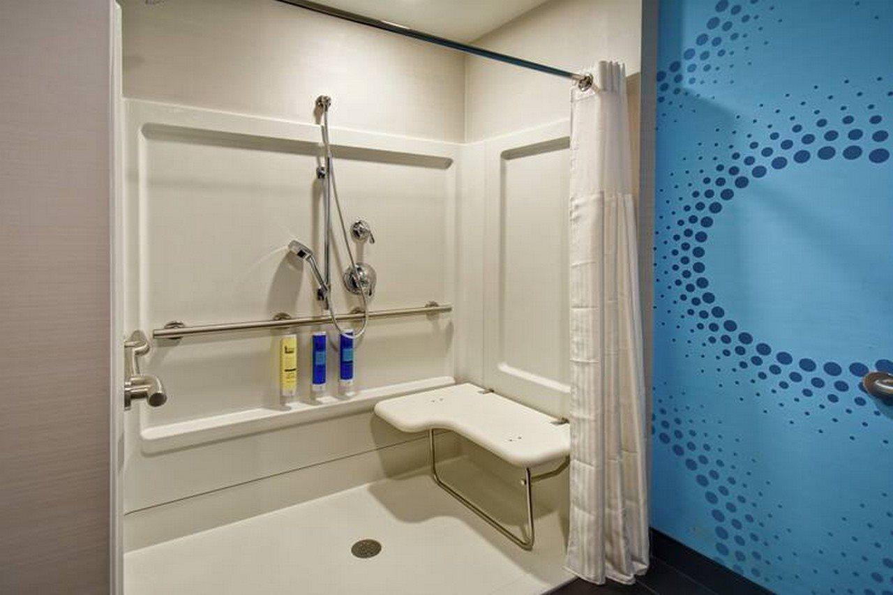Tru By Hilton Fort Wayne Buitenkant foto